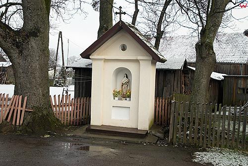 Kapliczka w Łaniewie